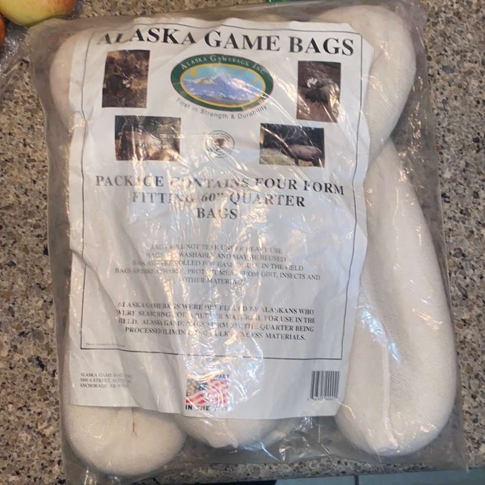 NWT - Alaska game bags for large game contains 4 form fitting 60” quarter bags